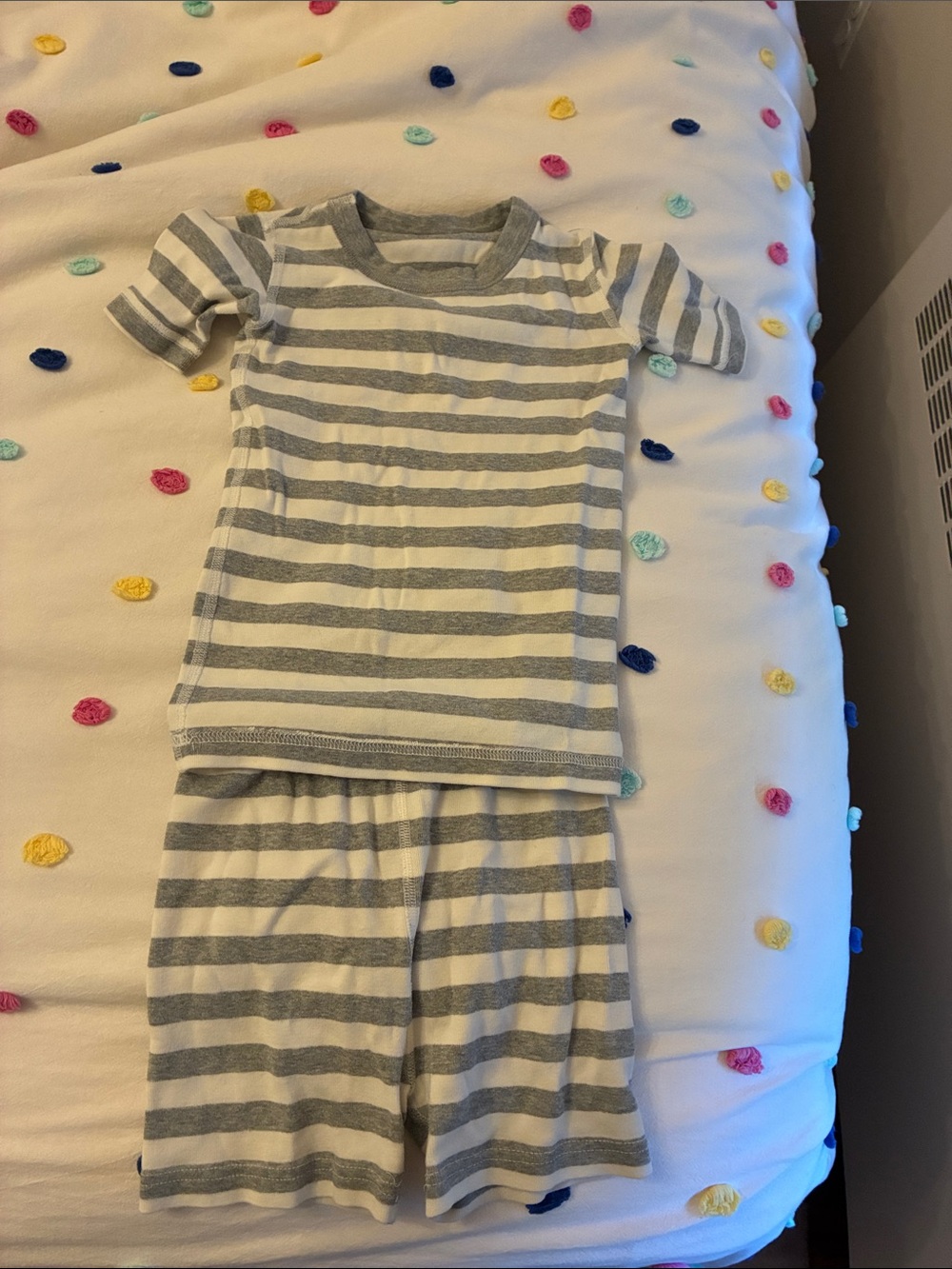 Hanna Andersson Gray & White Striped Short Sleeve Pajama Set